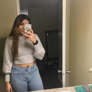 Meet your Posher, Eva